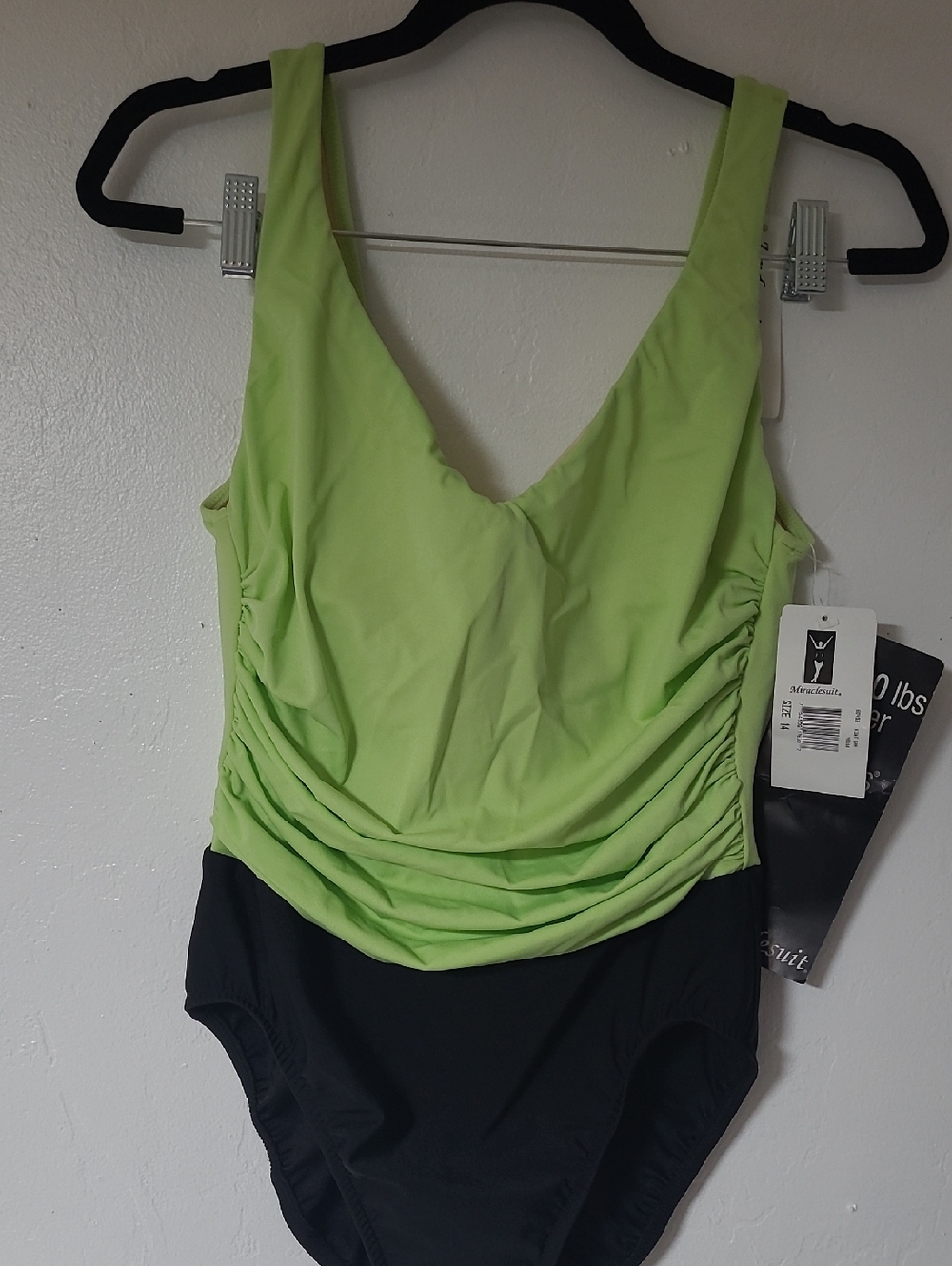 Miraclesuit Swimsuit - Picture 2 of 5